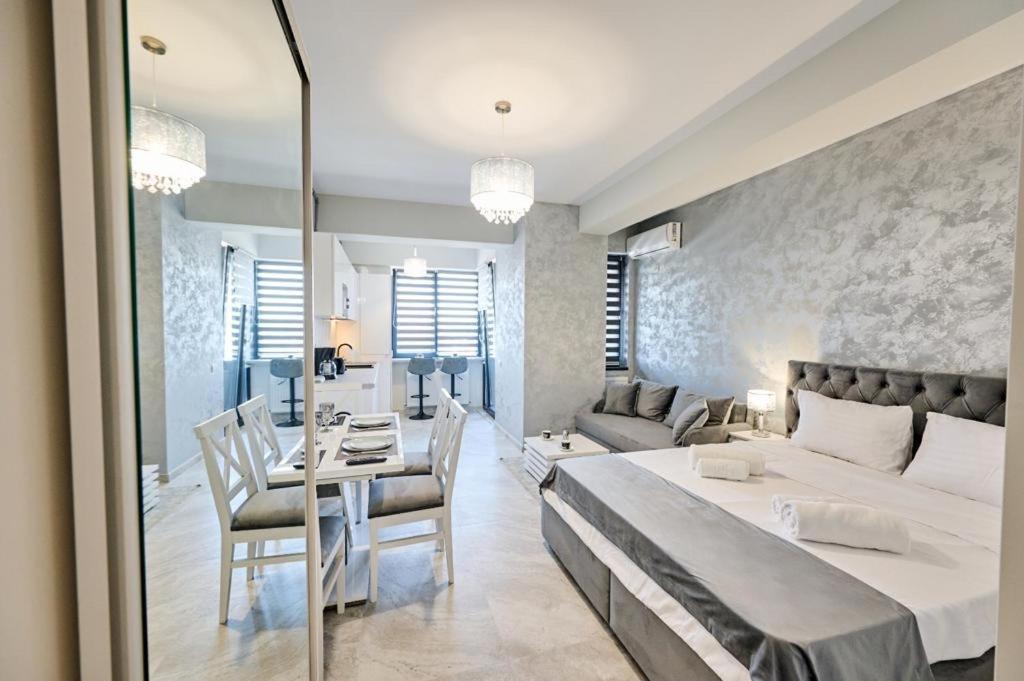 Studio 704 Mamaia N Navodari Inside 5 Stars Resort First Line To The Sea Esterno foto