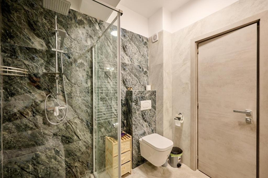 Studio 704 Mamaia N Navodari Inside 5 Stars Resort First Line To The Sea Esterno foto
