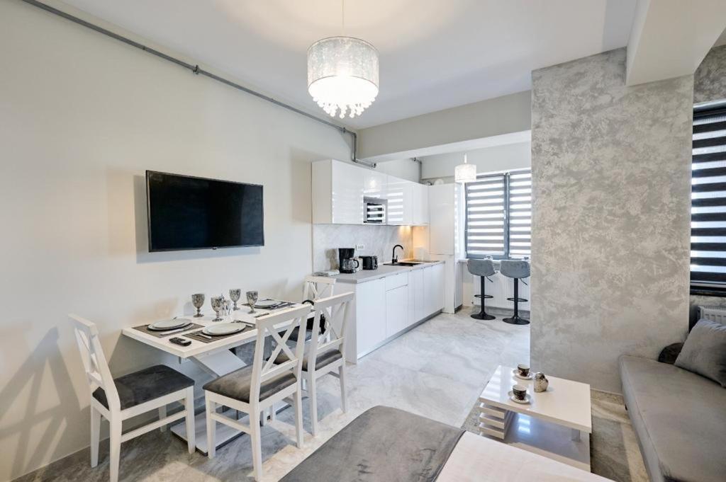 Studio 704 Mamaia N Navodari Inside 5 Stars Resort First Line To The Sea Esterno foto
